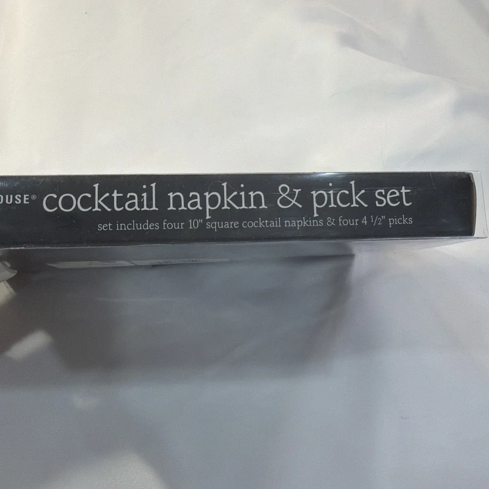 Boston Warehouse Cocktail Napkin and Glass Pick Set New in Box Green Olive 🫒 24